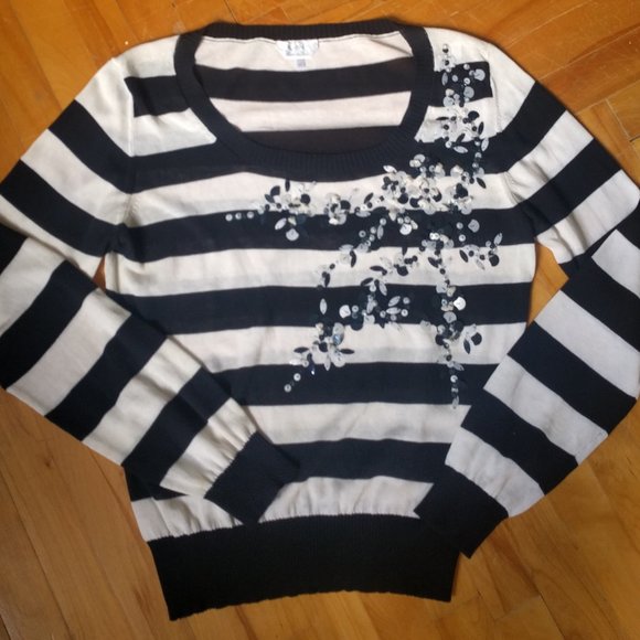 MaxMara Black and White Striped Sweater - Picture 1 of 8